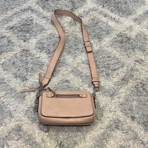 Cute Marc Jacobs cross body worn once